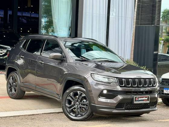 JEEP COMPASS 1.3 T270 TURBO FLEX LONGITUDE AT6